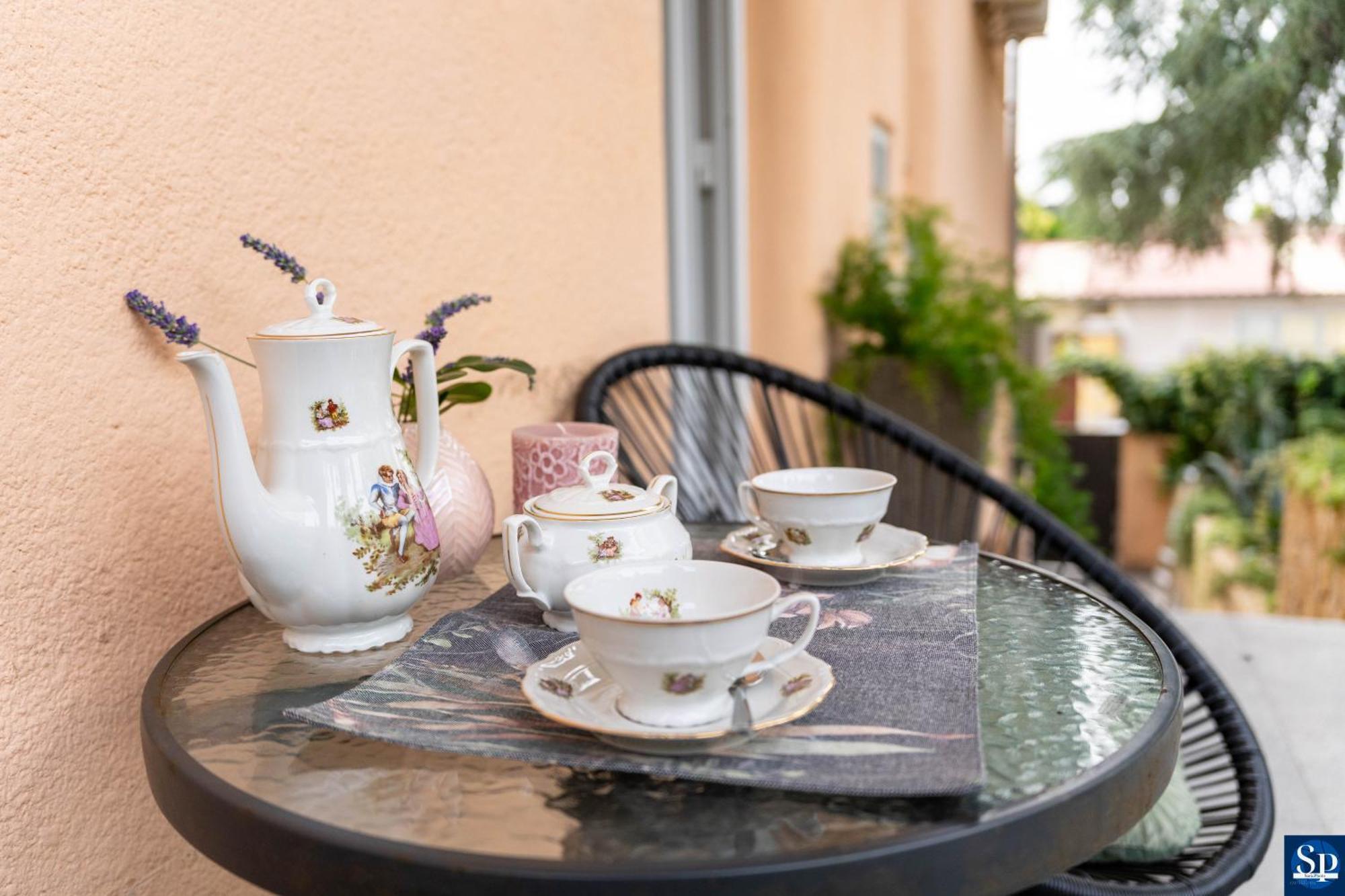 Colosseum Garden Studio Apartments Пула Екстериор снимка